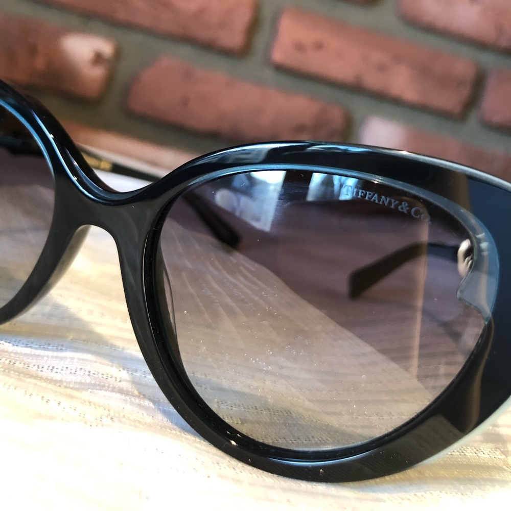 🔥🔥Tiffany & Co. Cat-Eye Sunglasses 🔥🔥